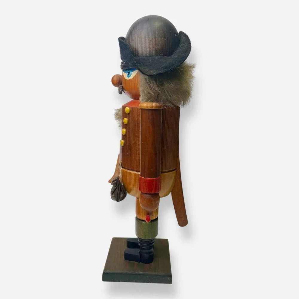 Vintage‎ Erzgebirge Nutcracker Pirate German Musket Gold Bag Wood Eye Patch 13